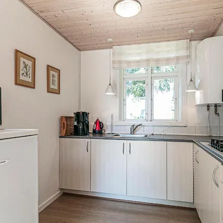 Risegard, Lejl B * Åkirkeby